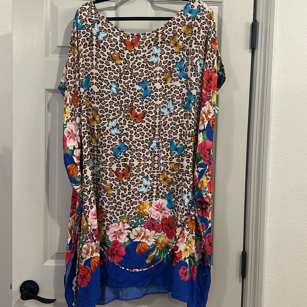 Johnny Was Pink and Blue Swim Coverup with V-Neck and Tassel